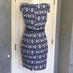 🔥 4/$20 Single Aztec Belted Print dress. Size 8